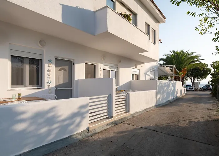 Daire Acapus Studios